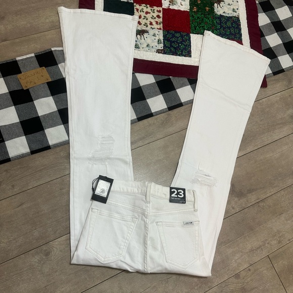 New Joe's Jeans High Rise Flare White Distressed Jeans Women’s Size 23” Long - Picture 8 of 16